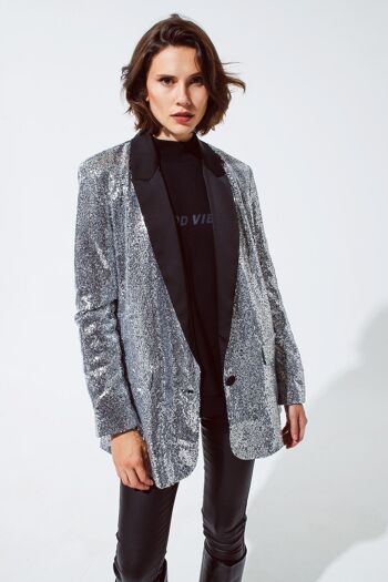 Blazer de smoking à sequins argentés avec revers noirs en satin 2