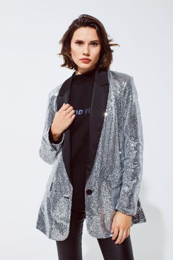 Blazer de smoking à sequins argentés avec revers noirs en satin 5