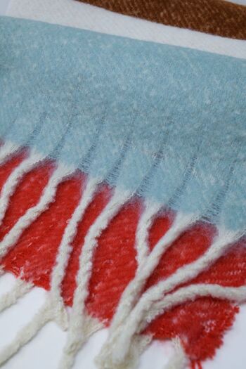 Écharpe épaisse rayée en rouge blanc et bleu 3