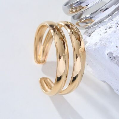 Double thick line gold ring