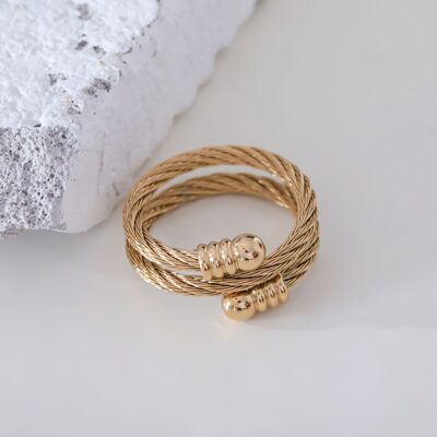 Gold chain style ring