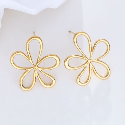 Golden flower earrings with 5 petals