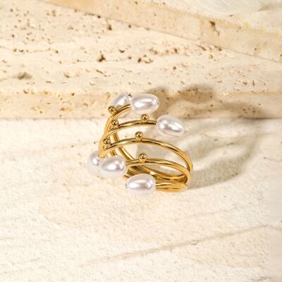 Gold front opening ring with pearls