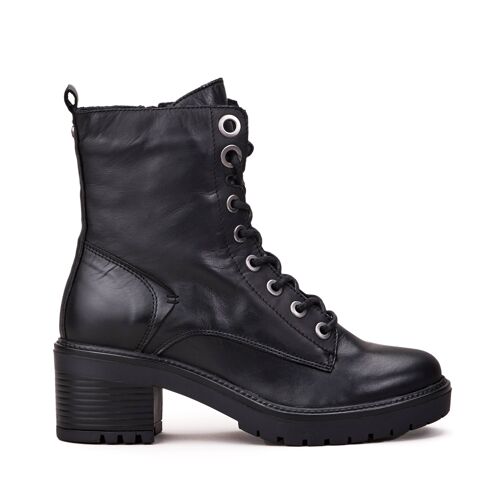 Women's Bellzie Black Leather Ankle Boots