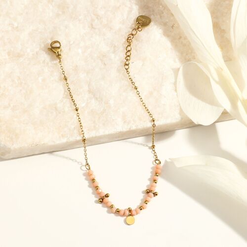 Bracelet chaîne dorée avec perles roses et pampille ronde