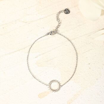 Bracelet chaîne argentée avec soleil