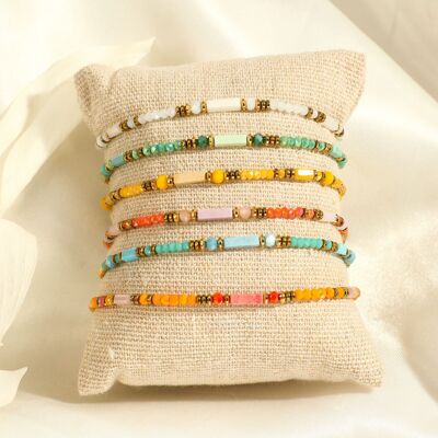 Set of 6 elastic multi-colored bracelets