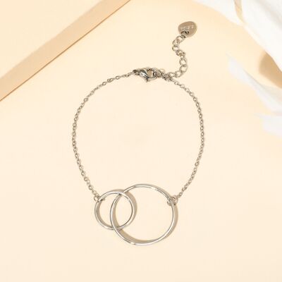 Silver chain bracelet with double small intertwined circle