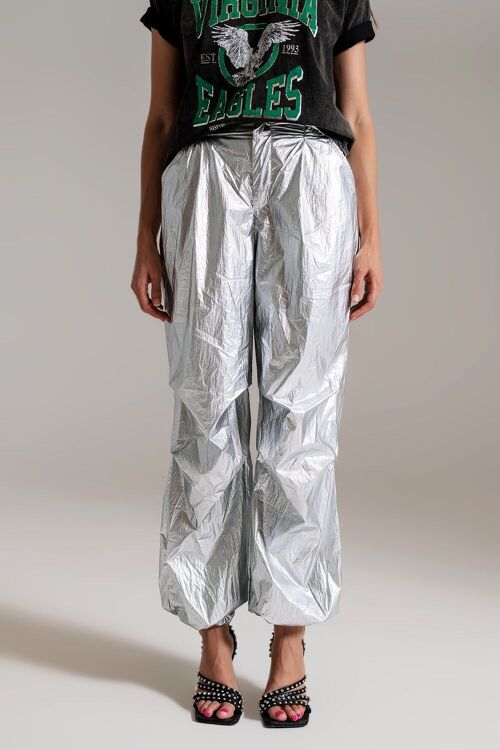 Oversized zilver parachute metallic pants