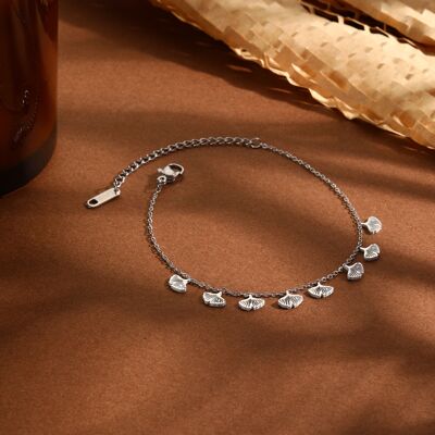 Bracelet chaîne argentée mini pendentifs fleurs de ginkgo