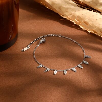 Silver chain bracelet with mini wing pendants