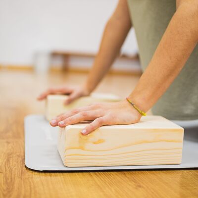 Coppia di blocchi | Mattoncini per yoga in legno