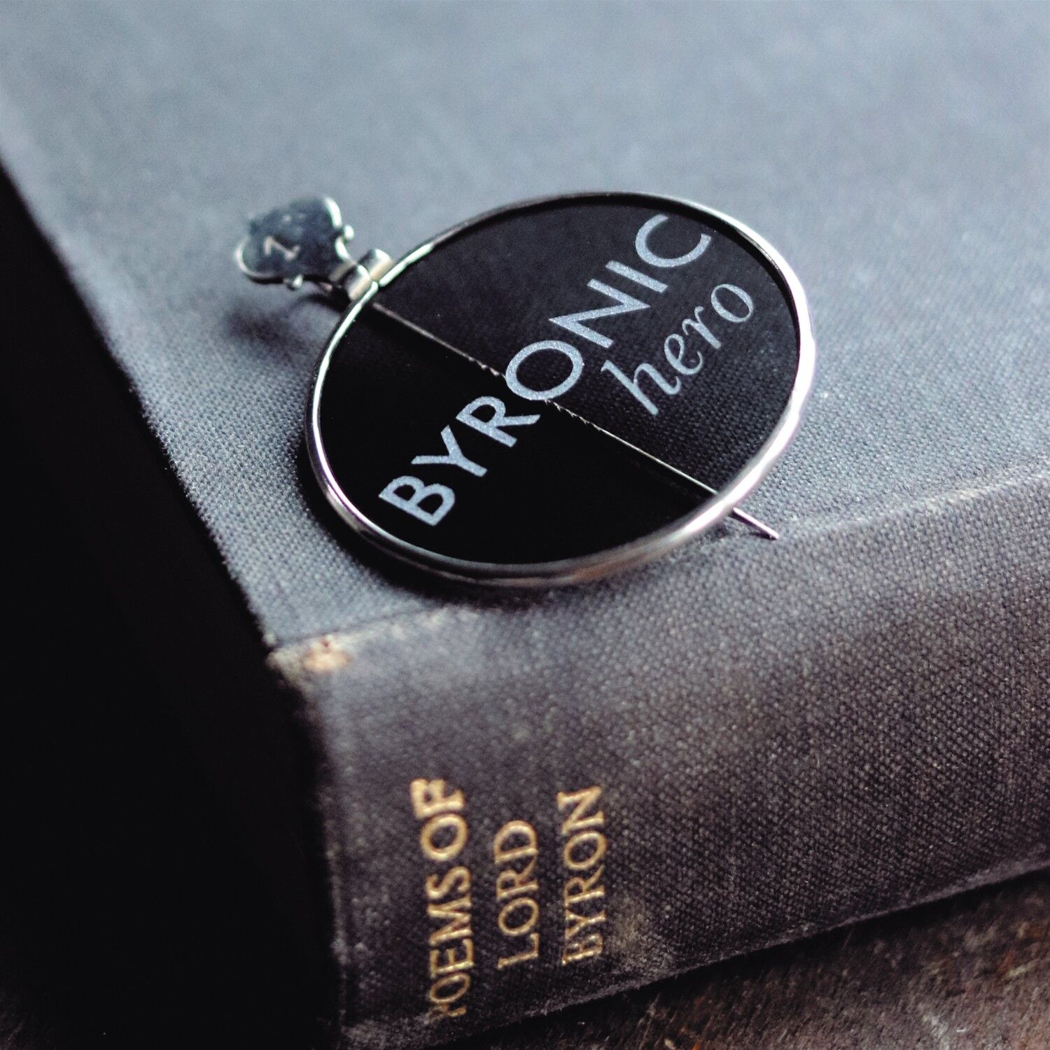 Biglietto di auguri vuoto eroe di Byronic