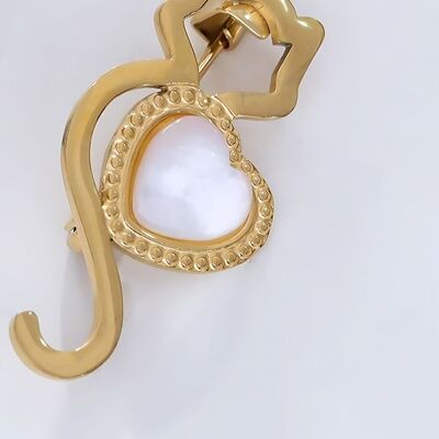 Gold kitten brooch with stainless steel heart