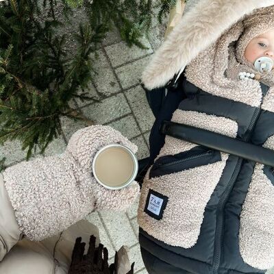 7AM Blanket 212 Evolutionary Footmuff: Adjustable and Universal for Baby, Water Repellent and Thermal. Smokey and oatmeal Teddy
