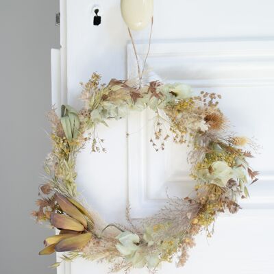 Plant decorative wreath