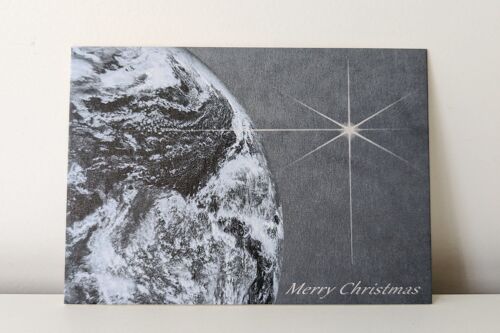 let the world shine bright - merry christmas on earth und auf Holzschliffpappe