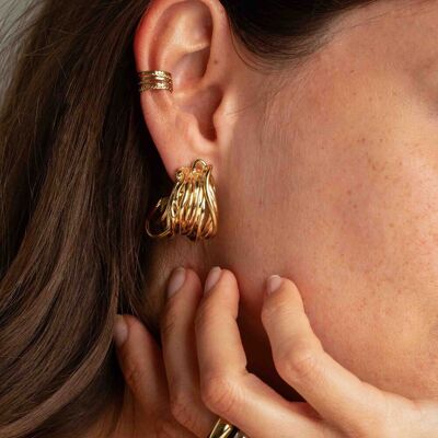 Assna hoop earrings - crisscrossed lines