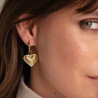 Nilla hoop earrings - Textured heart