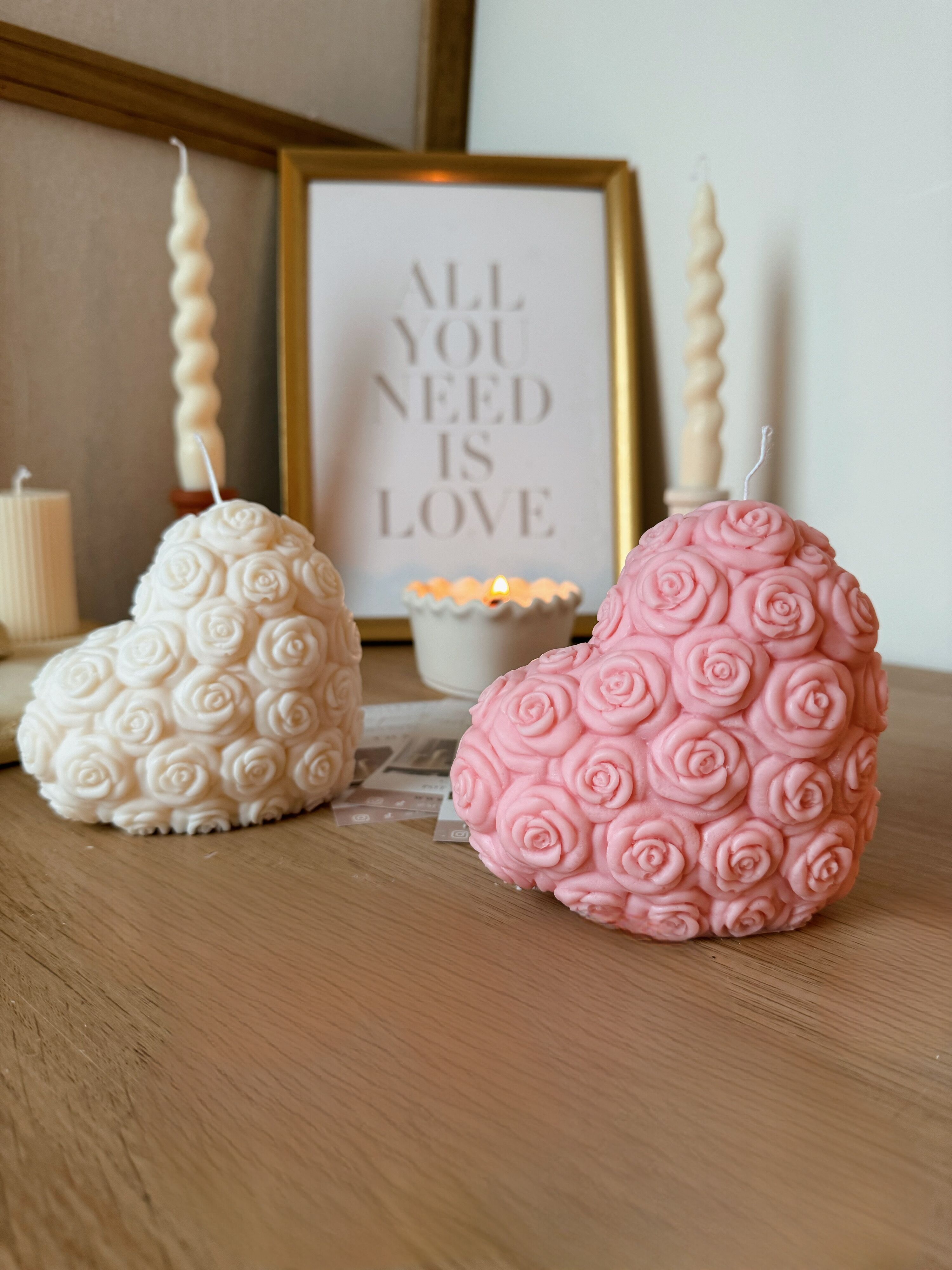 Huge heart-shaped candle with rosebuds in your choice of colors