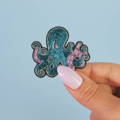 Handgefertigte Oktopus-Brosche mit Cannetille-Stickerei – Ocean Collection