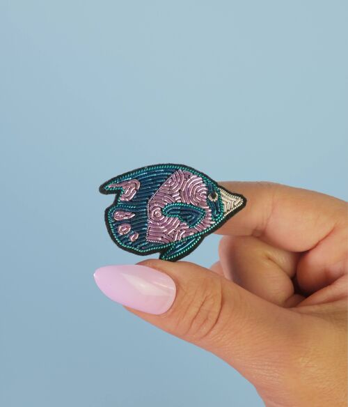 Broche Poisson fait main broderie cannetille - Collection Océan