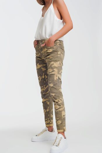 Pantalon Boyfriend à imprimé camouflage 5