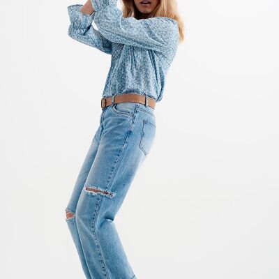 Wide leg jean with knee rips washed blue