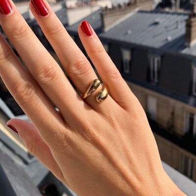 Women's modern stainless steel gold ring