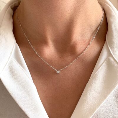 Rhodium-plated 925 Silver necklace with round zirconium oxide pendant