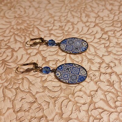 Resin earrings beads brass bronze pattern blue white