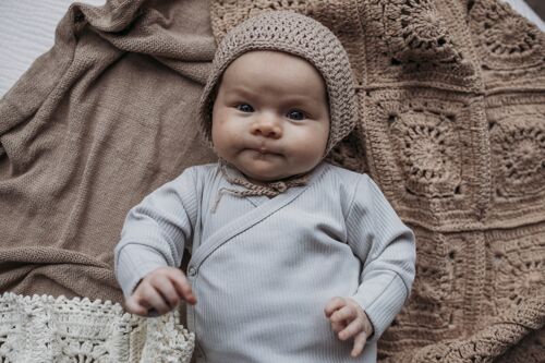 Capota de canastilla de algodón orgánico arena