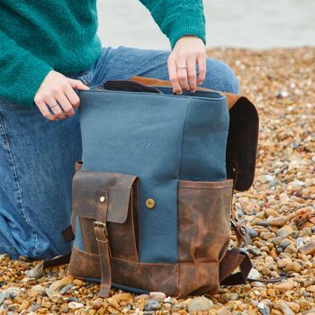 Sac à dos en cuir de buffle et toile bleue 2