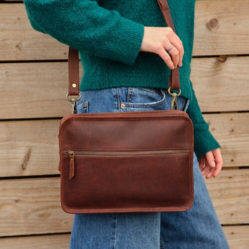 Leather Tablet Bag - Designed for any tablet or iPad up to 10 inches.
