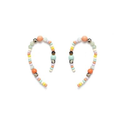 PENDIENTES ROMY OVAL CON CUENTAS BLANCAS Y DE COLORES