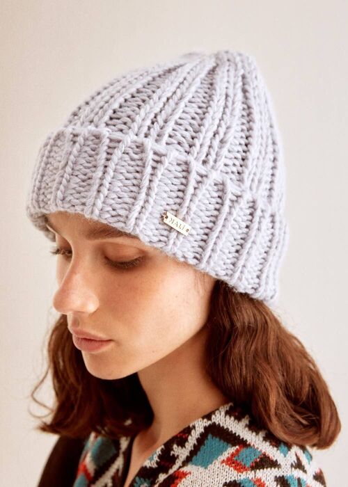 EMY POWDER BLUE CABLE KNIT HAT