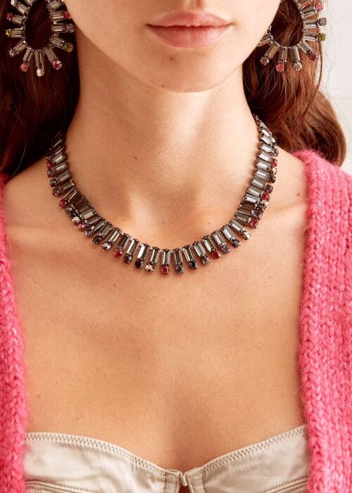 ELA GREY NECKLACE WITH BAGUETTE-CUT CRYSTALS