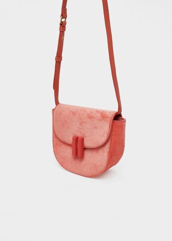 SAC À BANDOULIÈRE PEACH EN VELOURS BLEU CLAIR 3