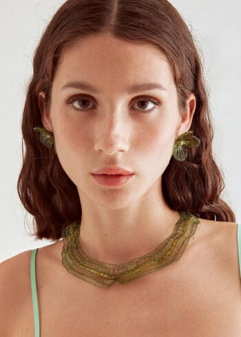 COLLIER TRESSÉ EN VERT 1