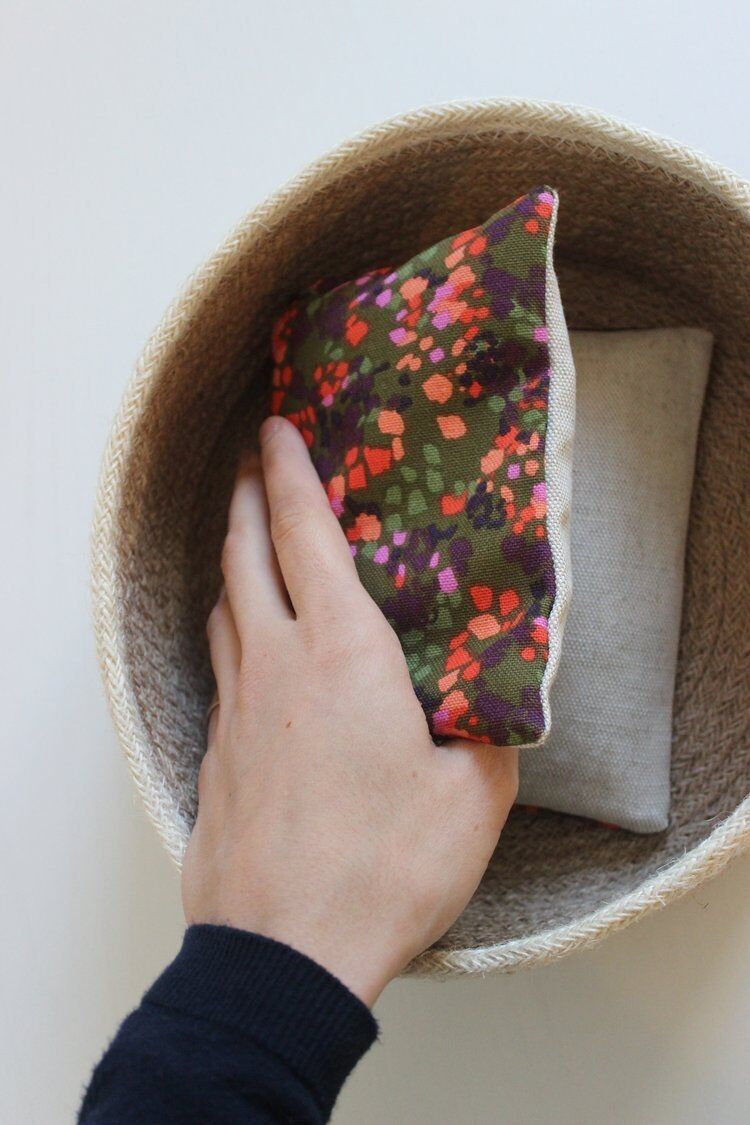 Small dry flaxseed hot water bottle - Multicolor & beige