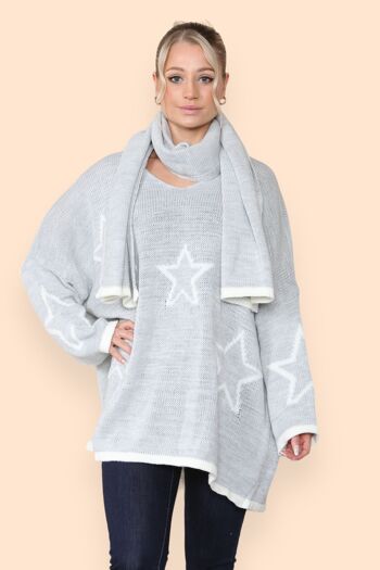 Pull tricoté étoile avec écharpe assortie 10