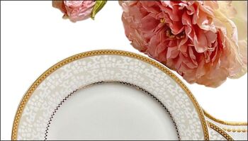 KONIGTUM Service de table de luxe en porcelaine tendre 24 pièces blanc et doré pour 6 personnes | Assiettes plates, assiettes creuses, assiettes à dessert, petites assiettes | Service de Table Vaisselle | KOR-DI 3