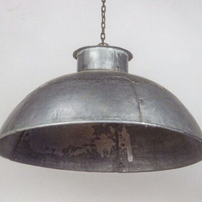 Paralume per lampada a sospensione in metallo riciclato
