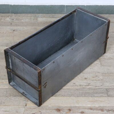 Trough Planter 78 cm