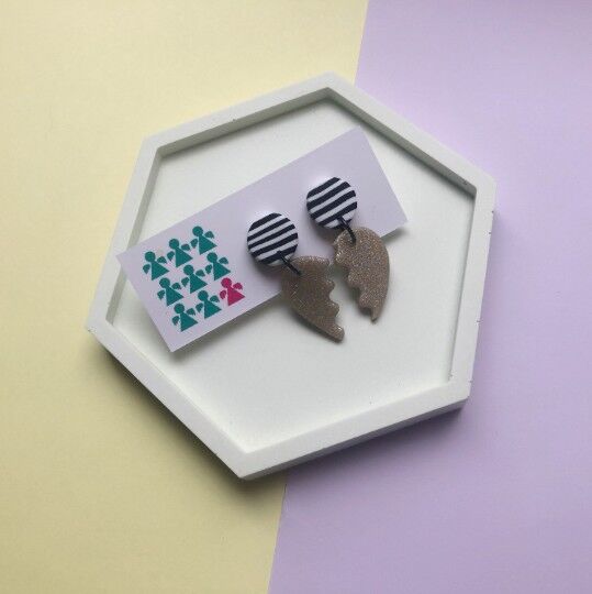 Boucles d'oreilles coeur brisé or et rayures