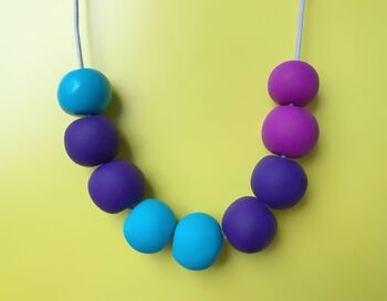 Collier de perles d'argile violet, rose et turquoise 2