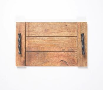Plateau de service en bois vintage avec poignées en métal 3
