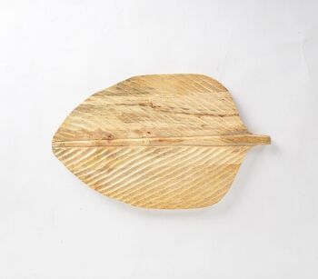 Planche à fromage en bois de manguier coupé en feuilles 1