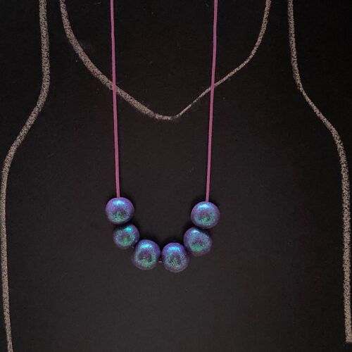 Purple sparkly necklace 1