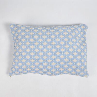 Housse de coussin lombaire bleu poudre à motifs en treillis